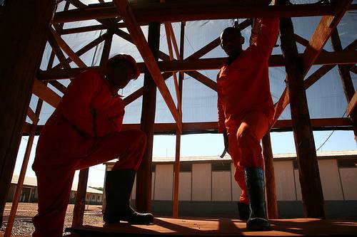 Você está visualizando atualmente Começar de Novo emprega 100 detentos em obra da Copa no Ceará