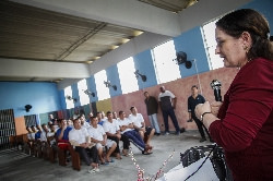 Leia mais sobre o artigo Detentos no Amazonas se formam e recebem certificados pelo Pronatec