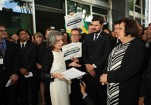 Ministra Cármen Lúcia recebe carta aberta contra corrupção e impunidade Foto: Rosinei Coutinho/SCO/STF
