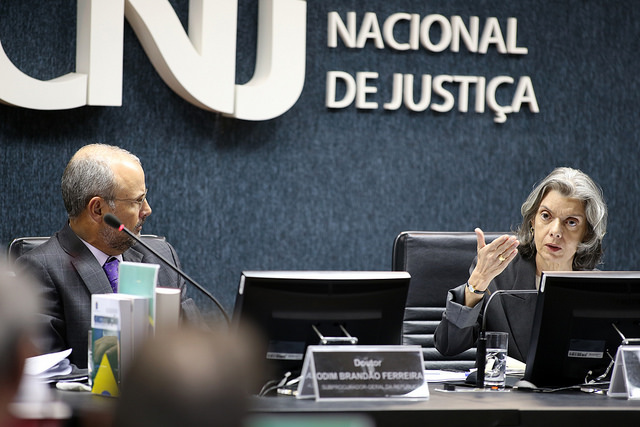 Leia mais sobre o artigo Falha na prova oral mantém suspenso concurso para juiz no Mato Grosso do Sul