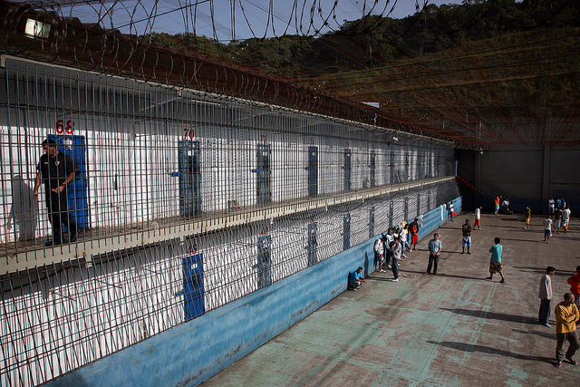 Leia mais sobre o artigo População carcerária catarinense inserida no Cadastro de Presos