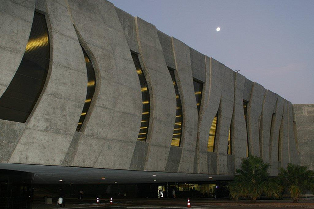 Foto da fachada da sede do Superior Tribunal de Justiça (STJ), em Brasília (DF)