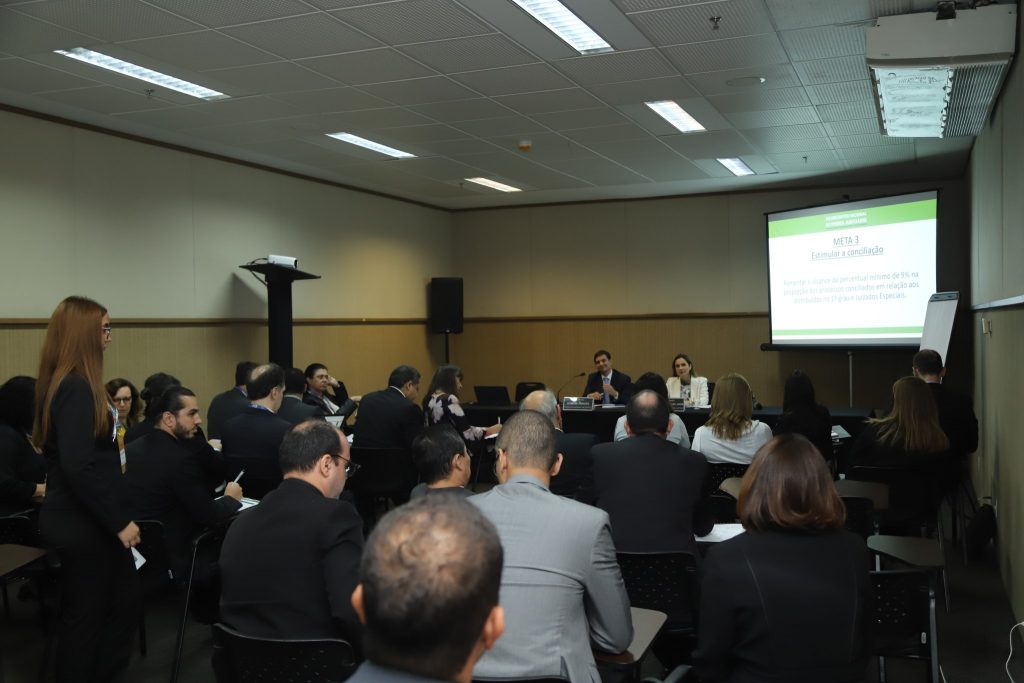 Foto do debate sobre as Metas Nacionais 2020 durante o XIII Encontro Nacional do Poder Judiciário, realizado em 26/11/2019