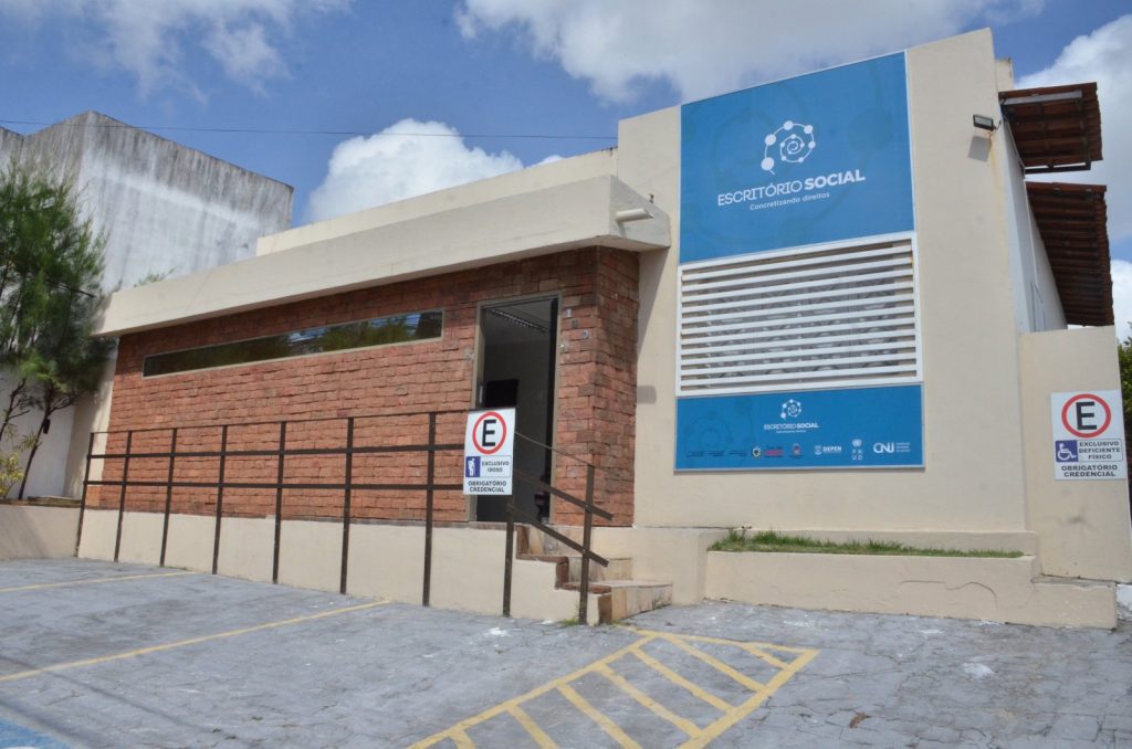 Foto da sede do Escritório Social da Paraíba, na inauguração, em 28 de agosto de 2020