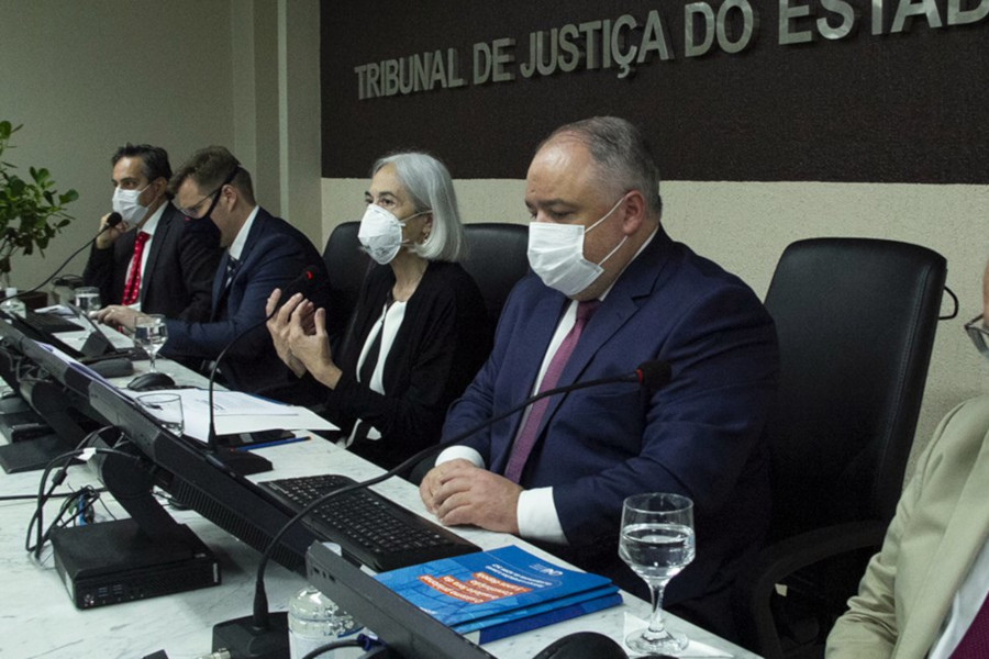 Você está visualizando atualmente Tribunal do Ceará recebe treinamento para uso de sistemas da Justiça criminal