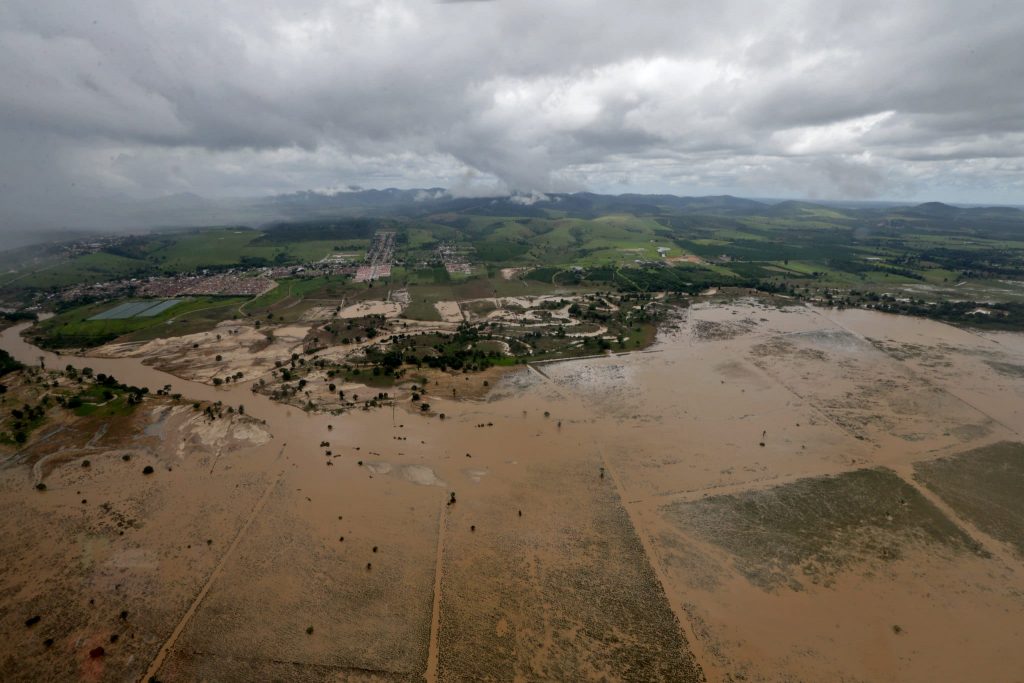 Foto de área afetada pela enchente na Bahia.