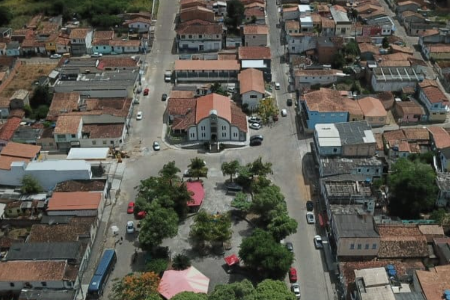 Leia mais sobre o artigo Programa “Imóvel Legal” regulariza 100% das propriedades em Itagimirim (BA)