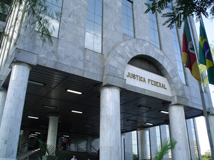 Leia mais sobre o artigo Justiça Federal prorroga suspensão do atendimento presencial em Porto Alegre até 2/8