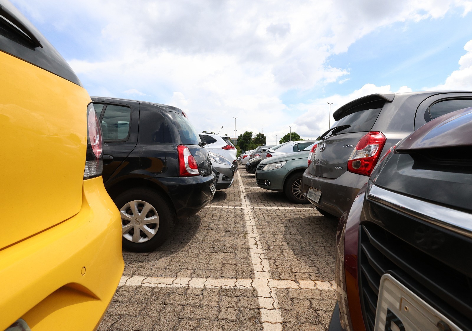 Você está visualizando atualmente Corregedoria autoriza transferência eletrônica de veículos por registro civil