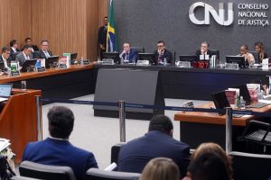 Leia mais sobre o artigo Plenário valida afastamento de juiz do TJMT por suposto recebimento de vantagens indevidas