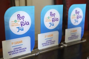 Leia mais sobre o artigo Prêmio PopRuaJud prestigia articulação em rede para atender população em situação de rua