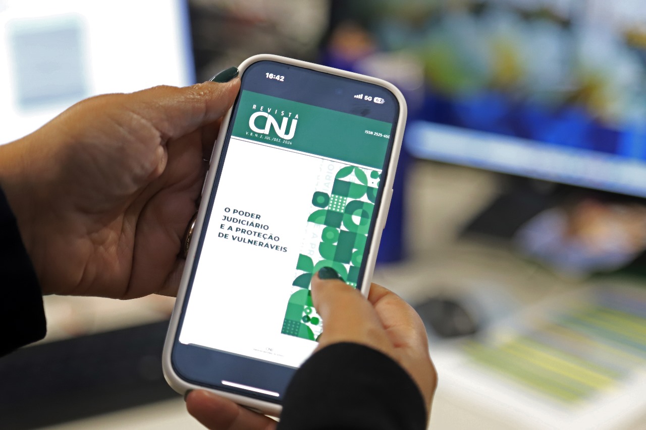 Você está visualizando atualmente Proteção do Judiciário a vulneráveis é tema da nova edição da Revista CNJ