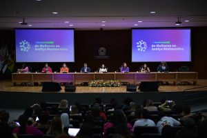 Leia mais sobre o artigo Poder feminino na Justiça Restaurativa é destaque no primeiro evento dedicado ao tema em Brasília